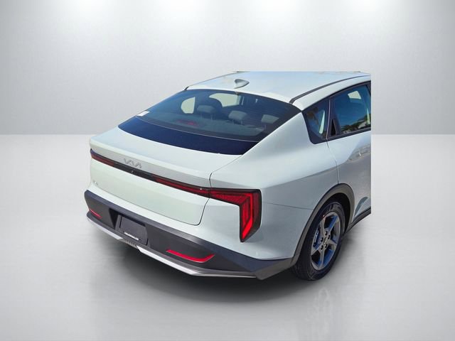 New 2026 Kia K4 LXS image 7