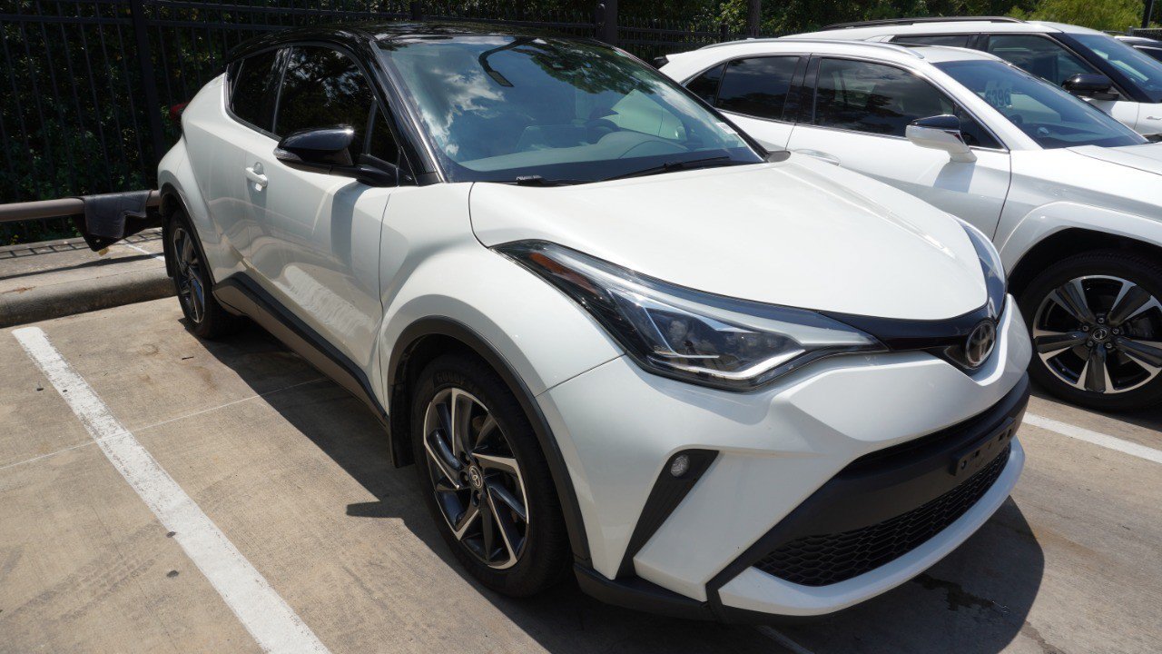 Used 2020 Toyota C-HR Limited FWD image 3