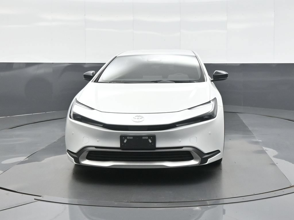 Certified 2024 Toyota Prius Prime FWD image 2