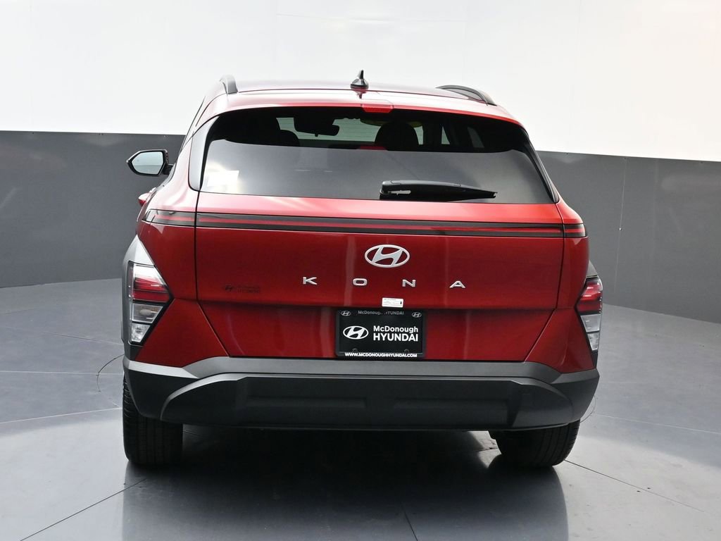 Certified 2025 Hyundai Kona SEL image 4