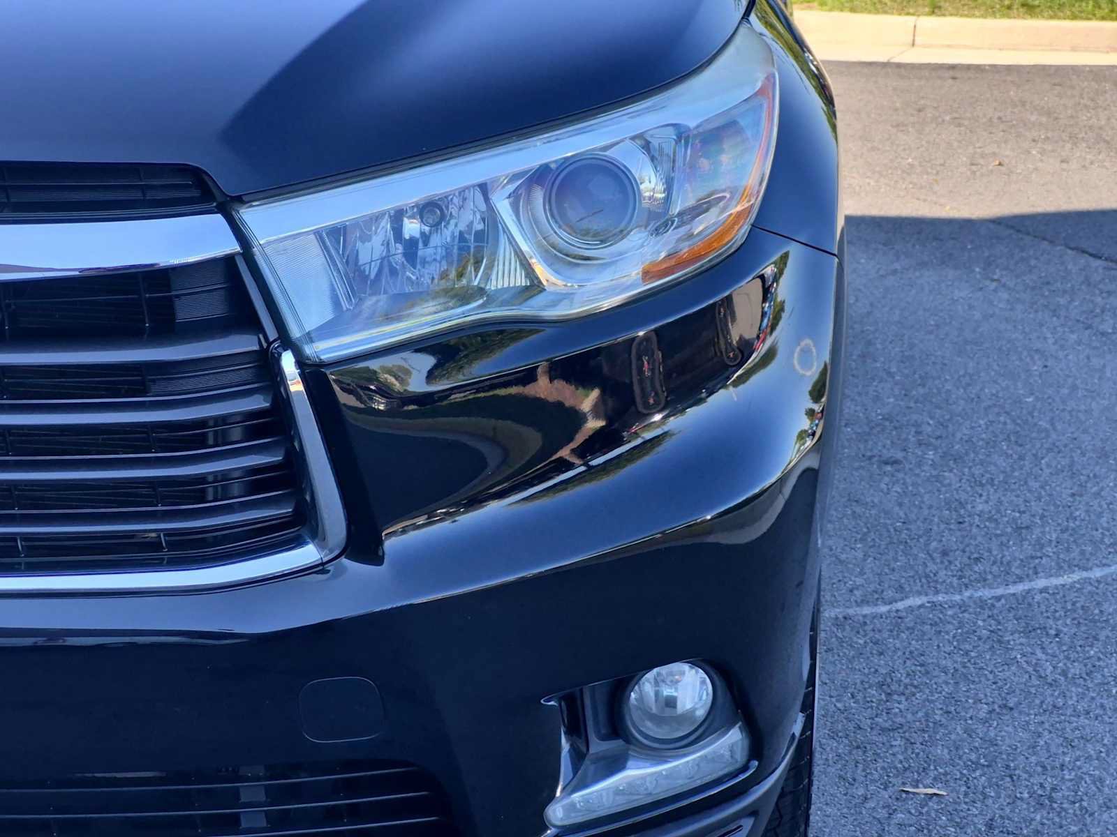 Used 2015 Toyota Highlander Limited AWD/4WD image 11