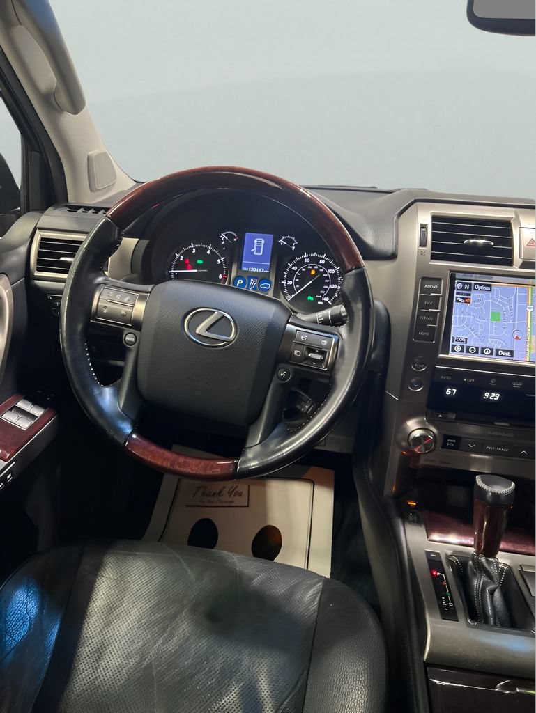 Used 2016 Lexus GX 460 w/ Premium Package AWD/4WD image 13