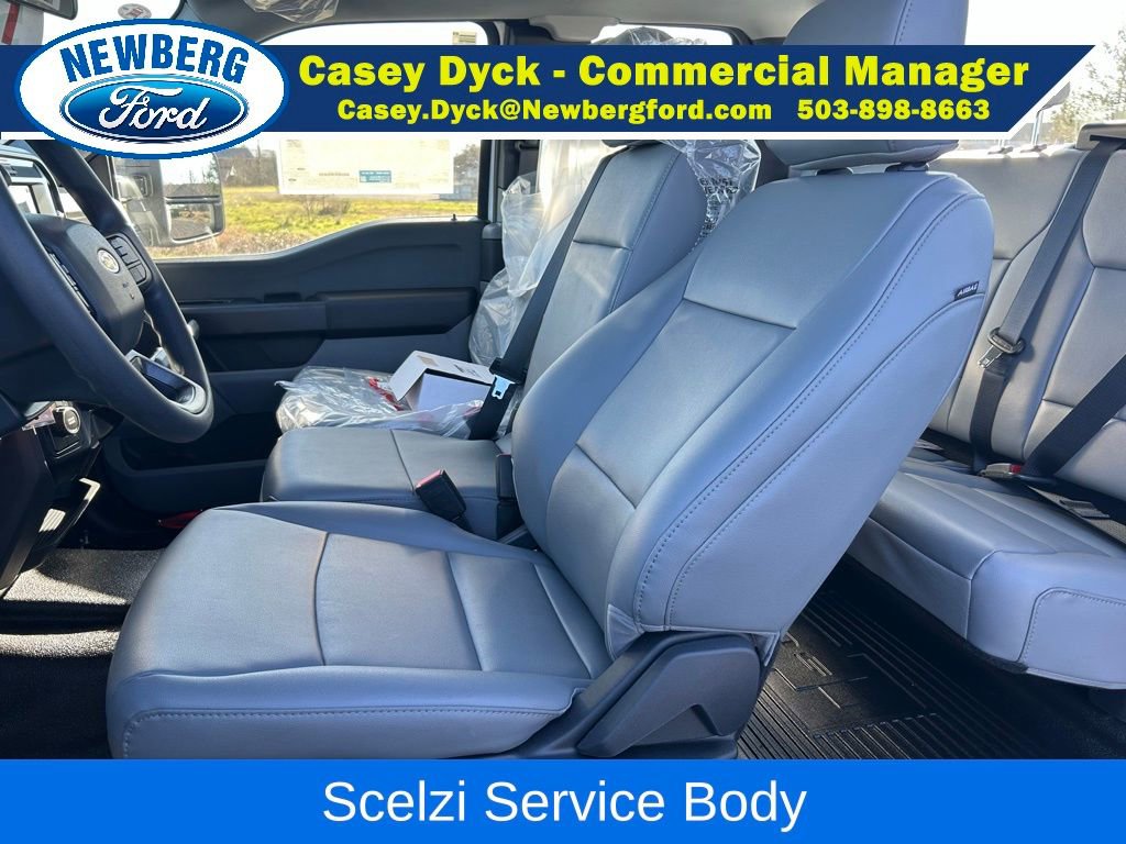 New 2026 Ford F250 XL w/ XL Chrome Package image 15