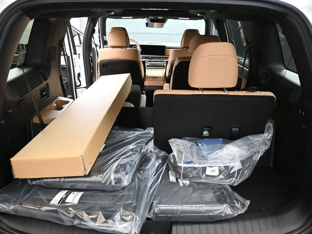 New 2026 Hyundai Santa Fe Calligraphy image 18