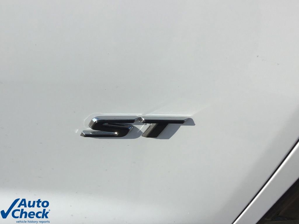 Used 2025 Buick Enclave Sport Touring image 33