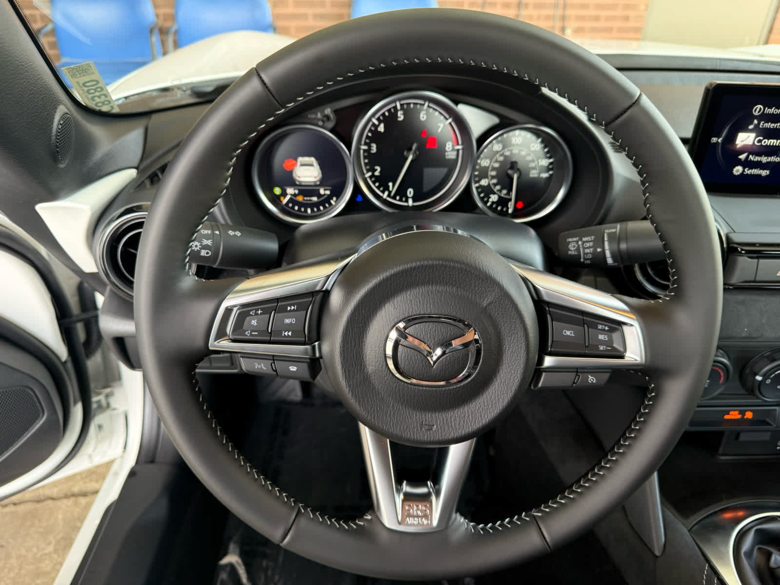 New 2026 MAZDA MX-5 Miata RF Club RWD image 2