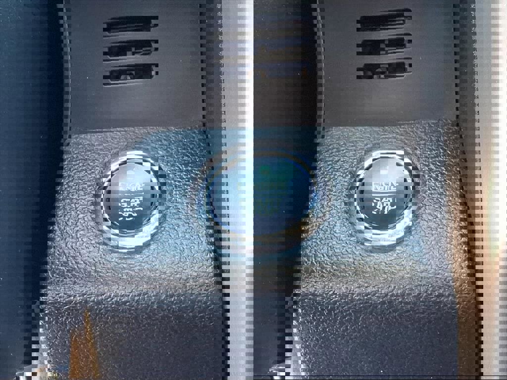 Used 2019 Ford F150 Platinum w/ Equipment Group 701A Luxury image 27