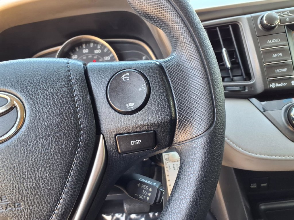 Used 2015 Toyota RAV4 XLE FWD image 22