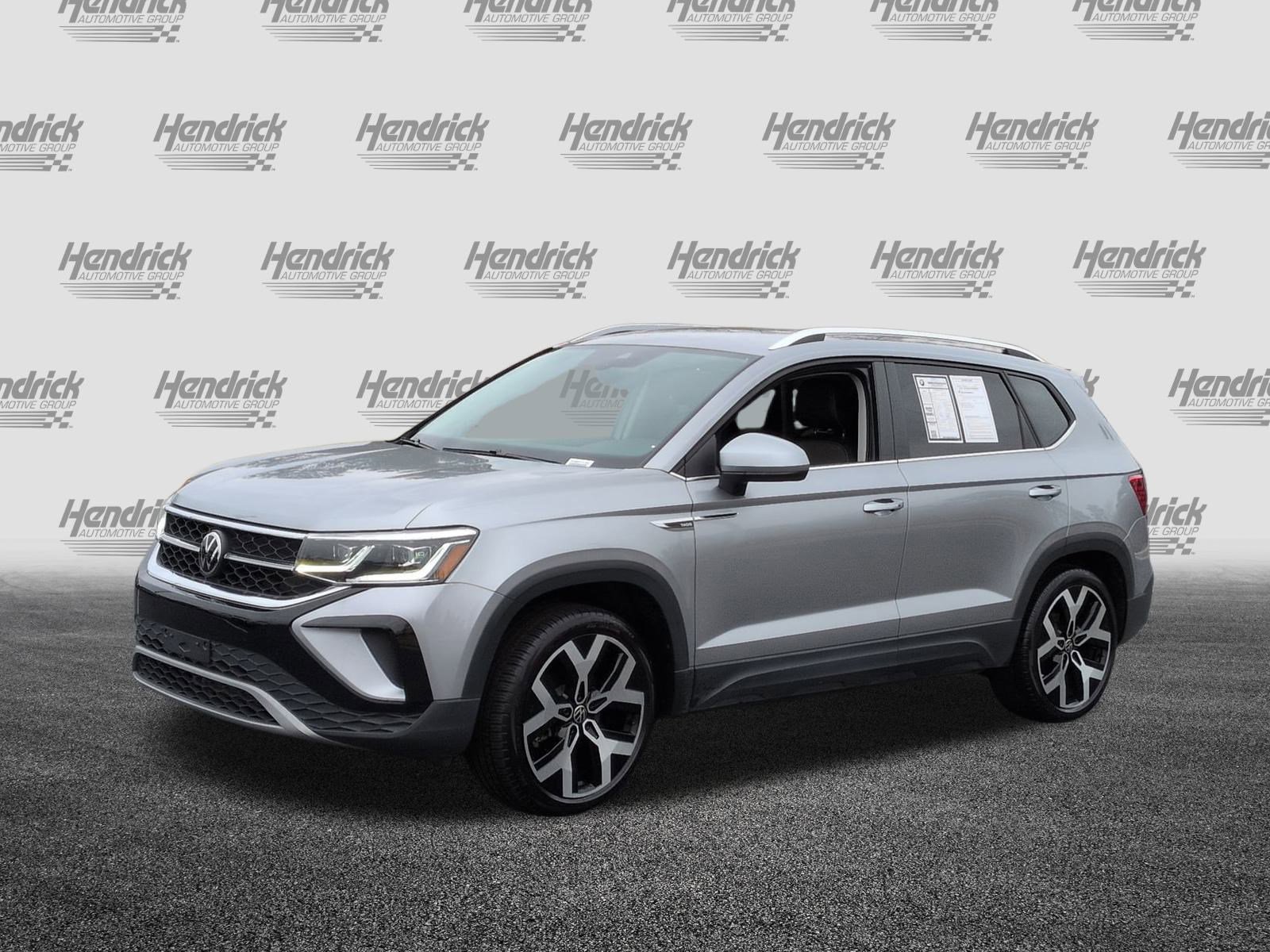 Used 2022 Volkswagen Taos SEL image 5