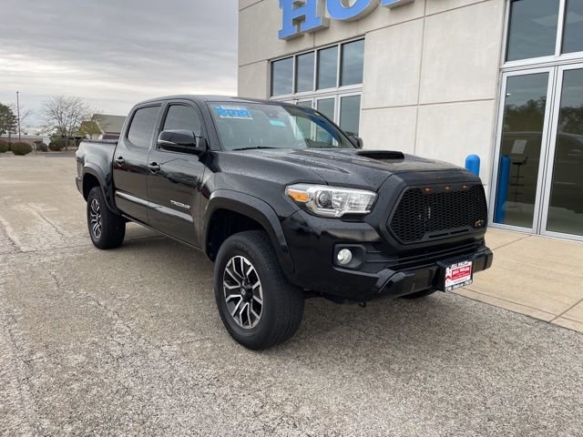 Used 2021 Toyota Tacoma TRD Off-Road image 1