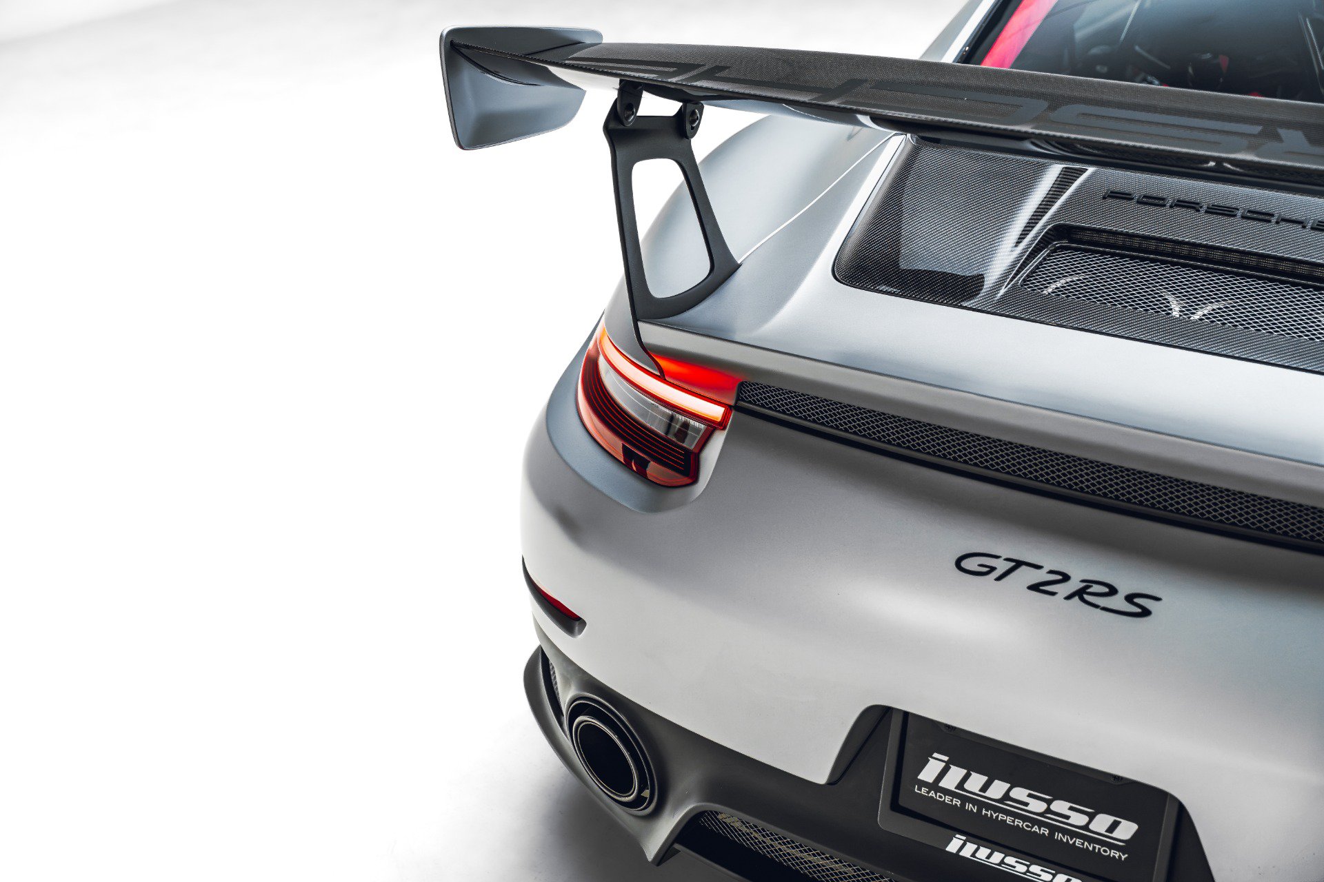 Used 2018 Porsche 911 GT2 RS RWD image 24