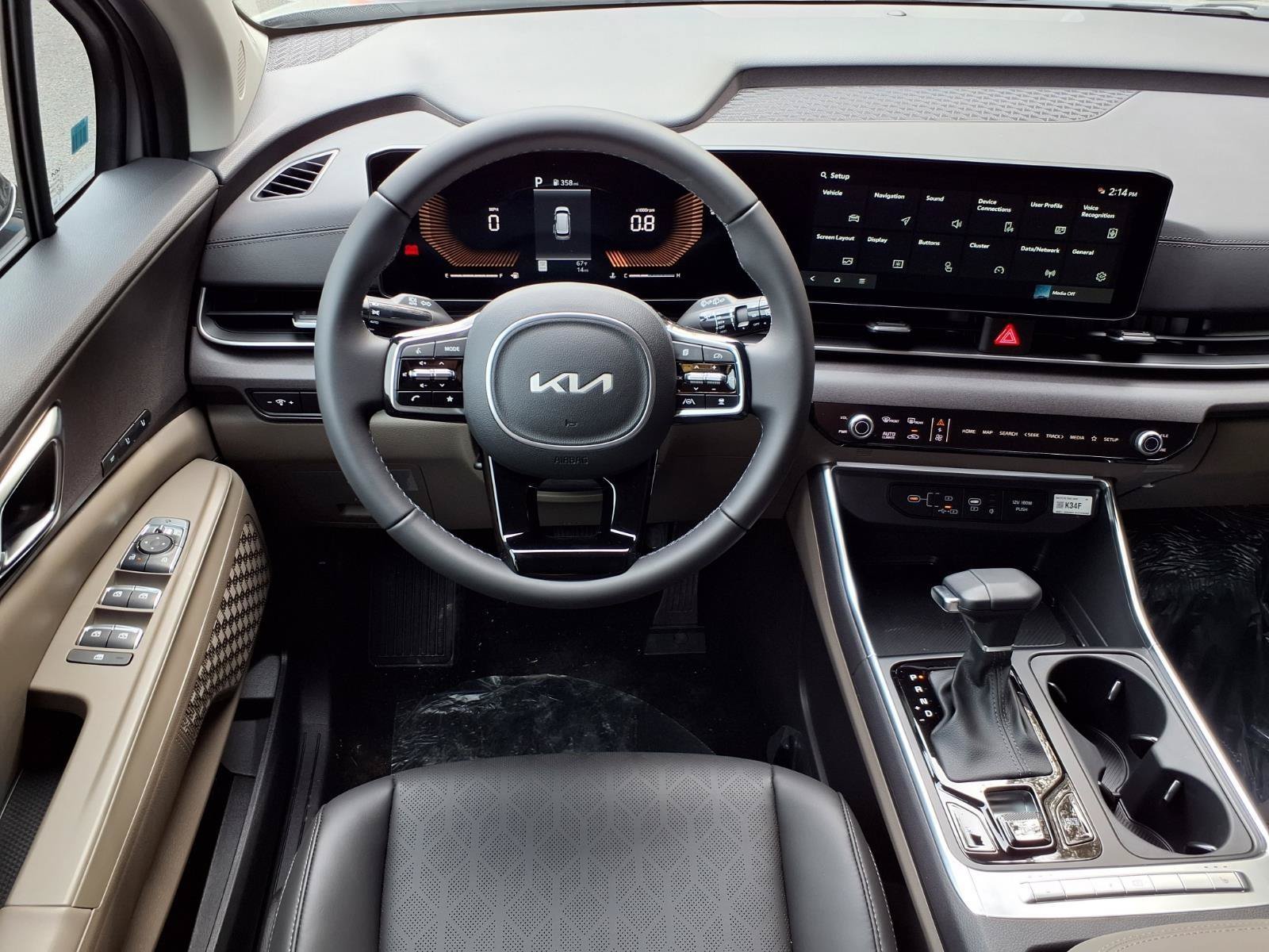 New 2026 Kia Carnival EX FWD image 6