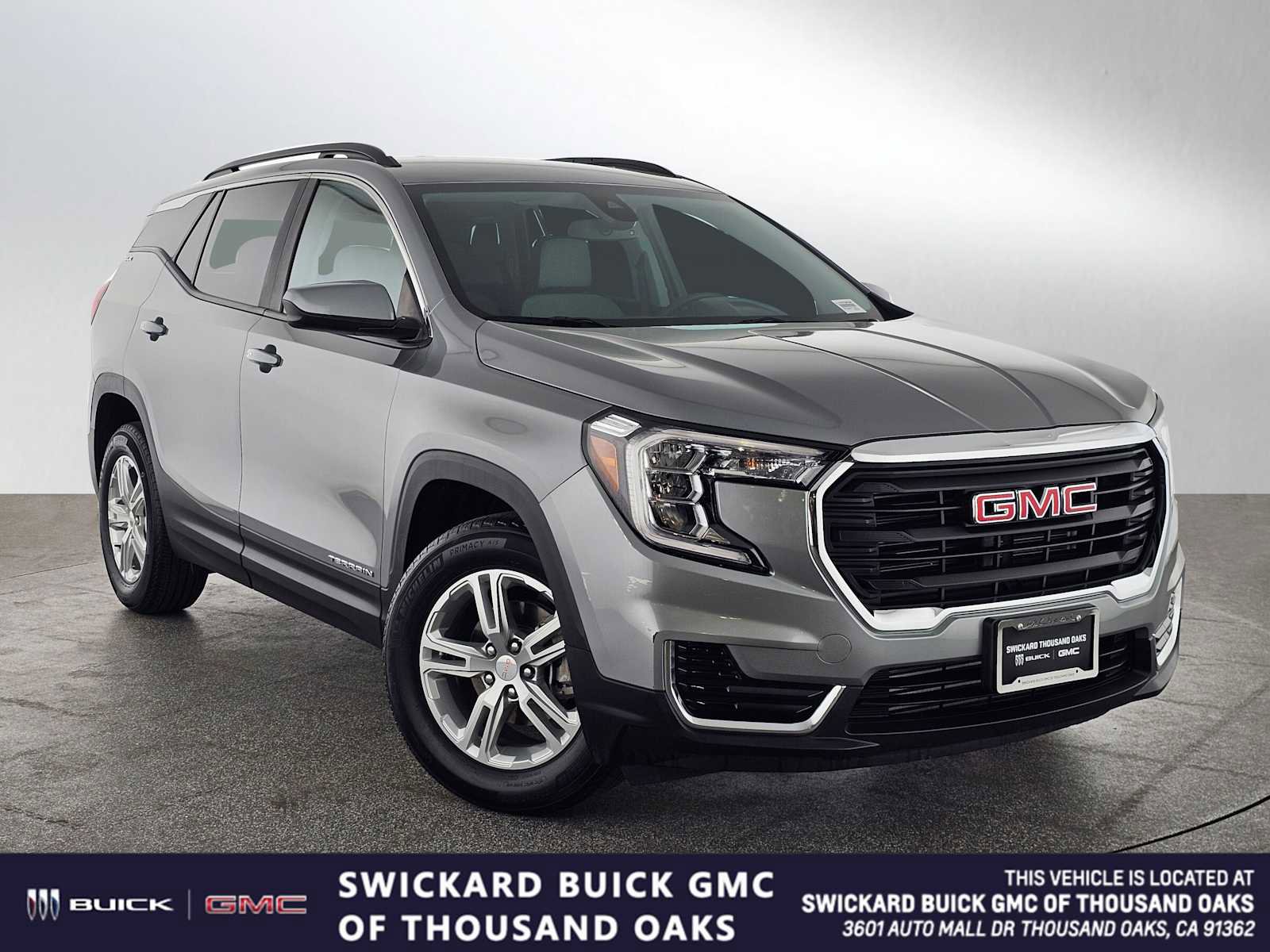 Used 2023 GMC Terrain SLE w/ Driver Convenience Package