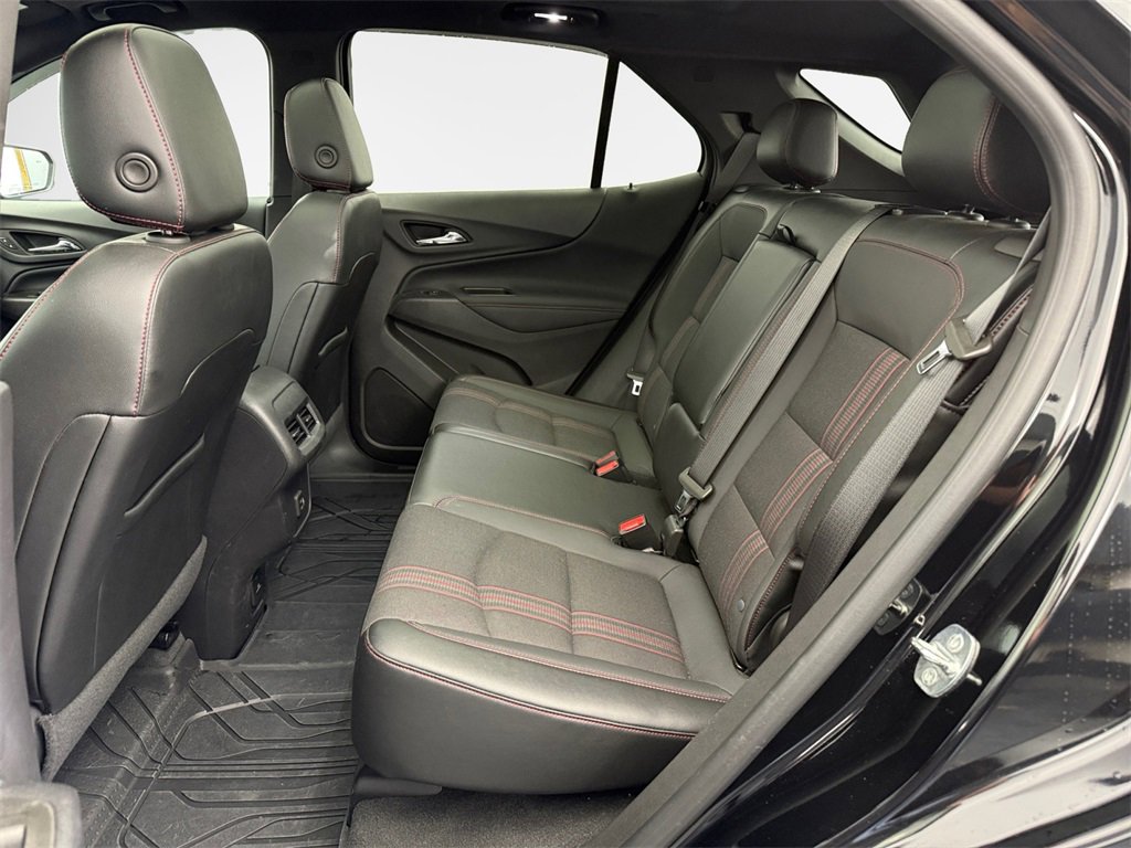 Used 2023 Chevrolet Equinox RS image 23