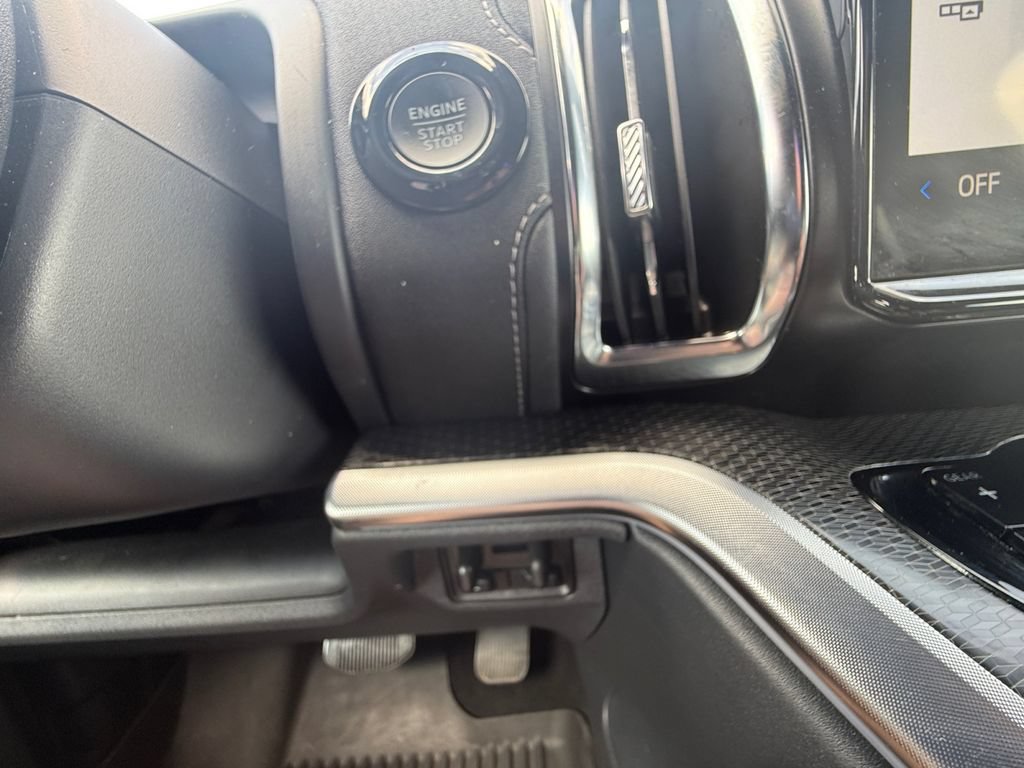 Used 2025 Ford Expedition Platinum w/ Stealth Performance Package AWD/4WD image 21