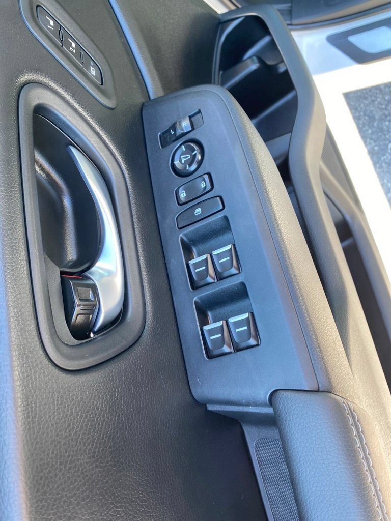 Certified 2025 Honda Pilot Touring image 20