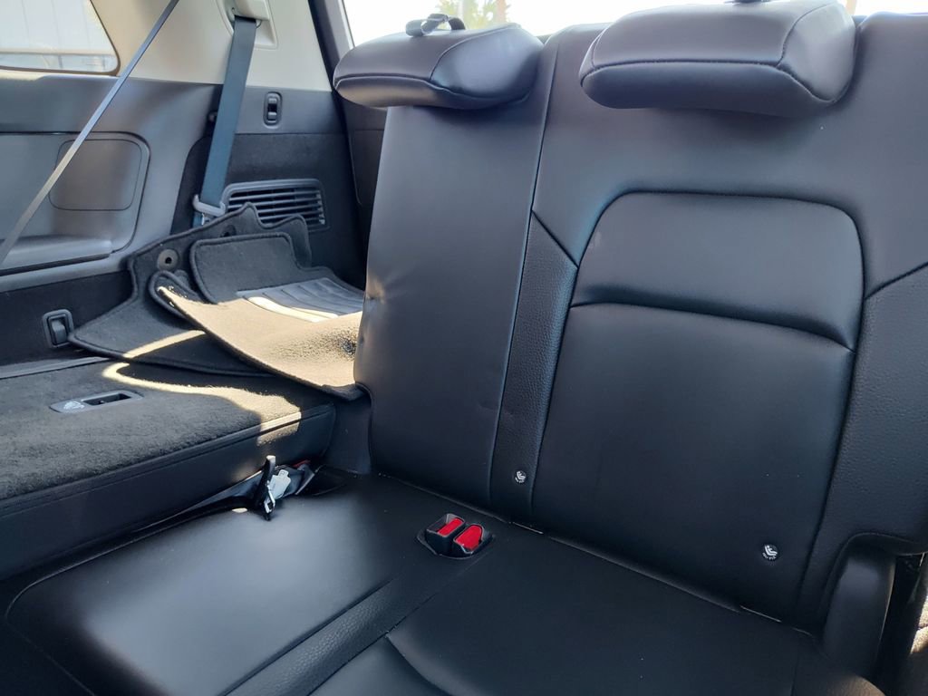 Used 2024 Nissan Pathfinder SL image 29