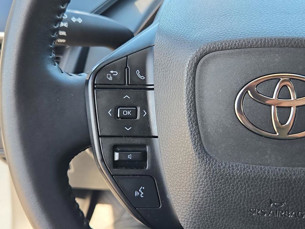Used 2023 Toyota Prius LE image 22