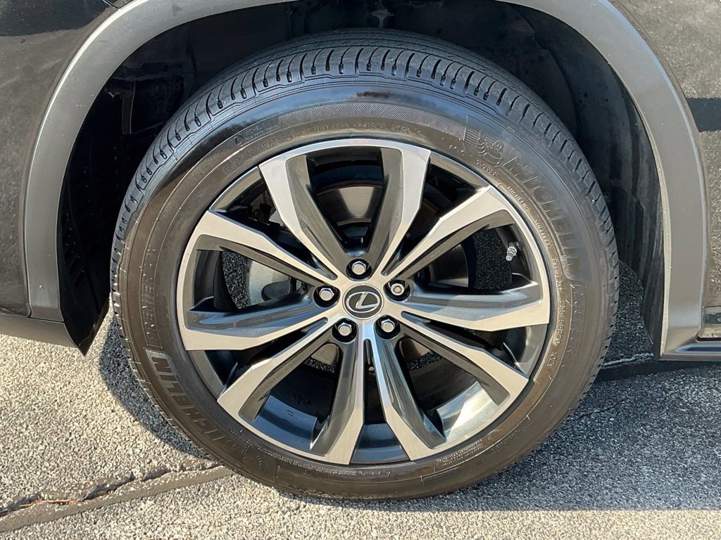 Certified 2020 Lexus RX 450hL AWD w/ Premium Package image 9