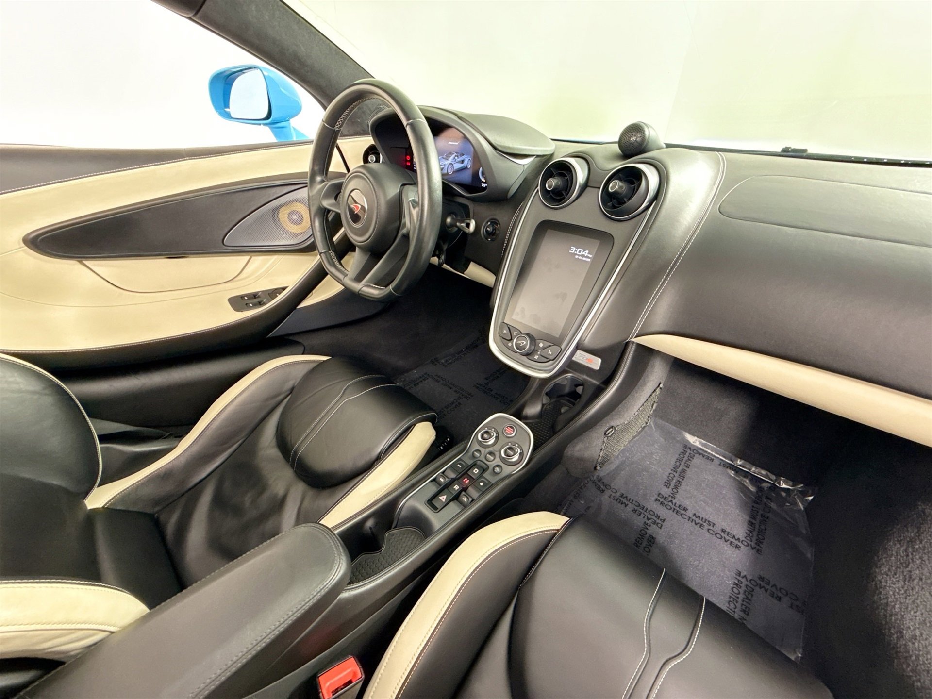 Used 2018 McLaren 570S Spider image 24