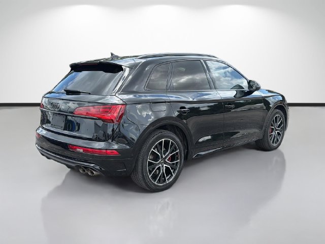 Used 2024 Audi SQ5 Prestige AWD/4WD image 3