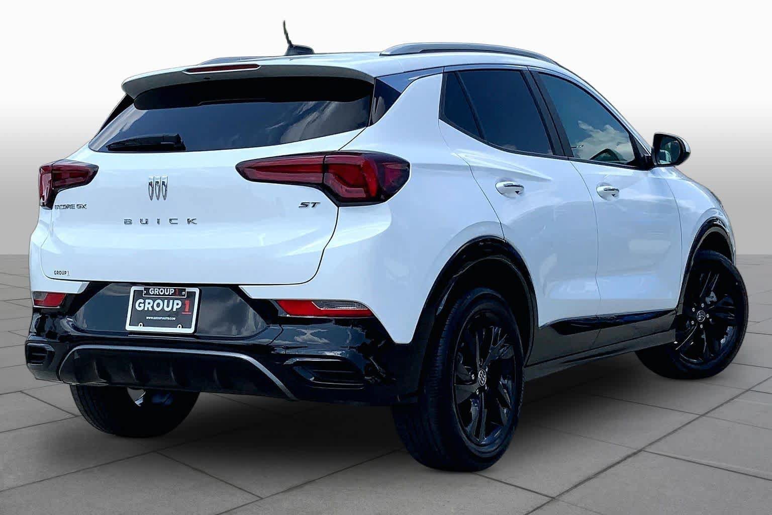 Used 2024 Buick Encore GX Sport Touring FWD image 13