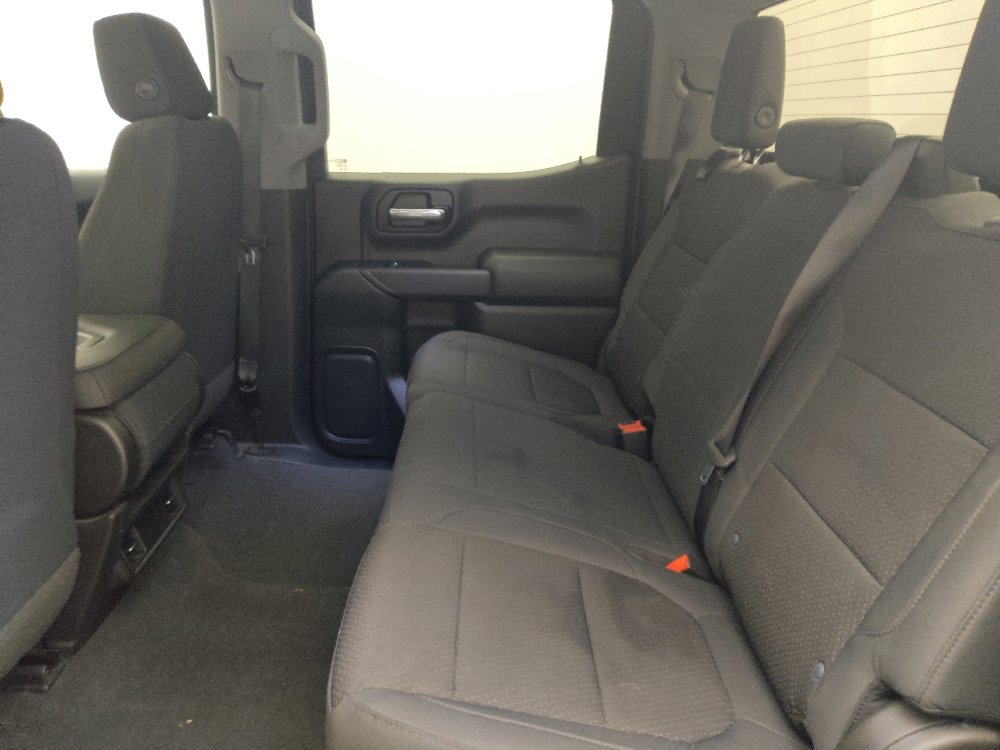 Used 2019 Chevrolet Silverado 1500 Custom w/ Custom Convenience Package RWD image 18