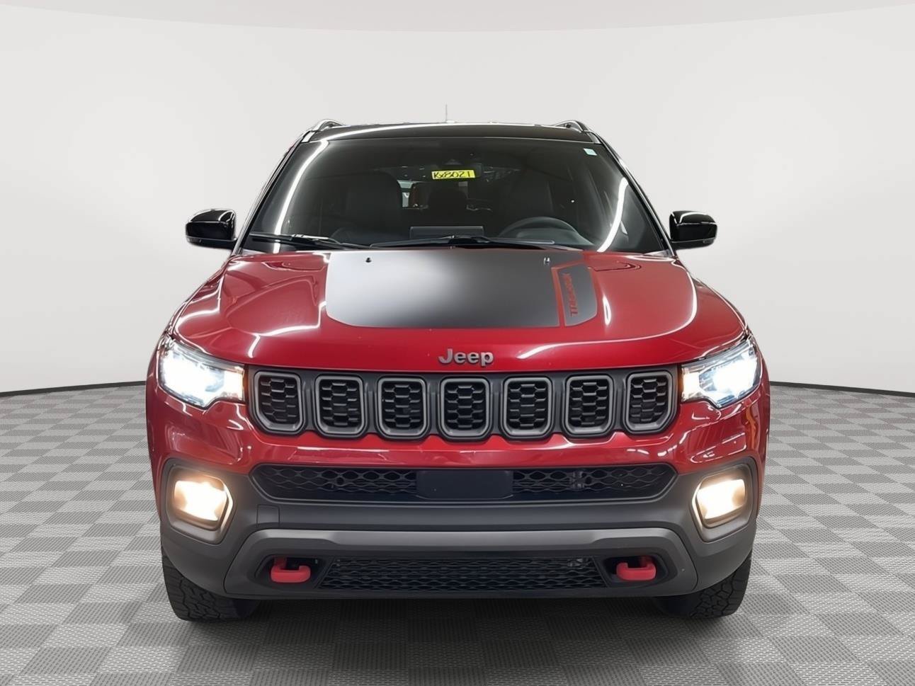 Used 2025 Jeep Compass Trailhawk AWD/4WD video 2