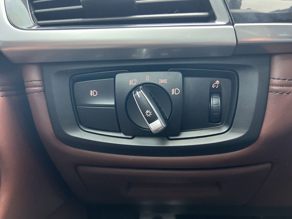 Used 2016 BMW X5 M image 18