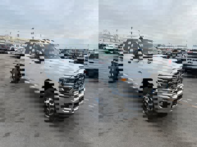 New 2026 RAM 3500 Tradesman image 19