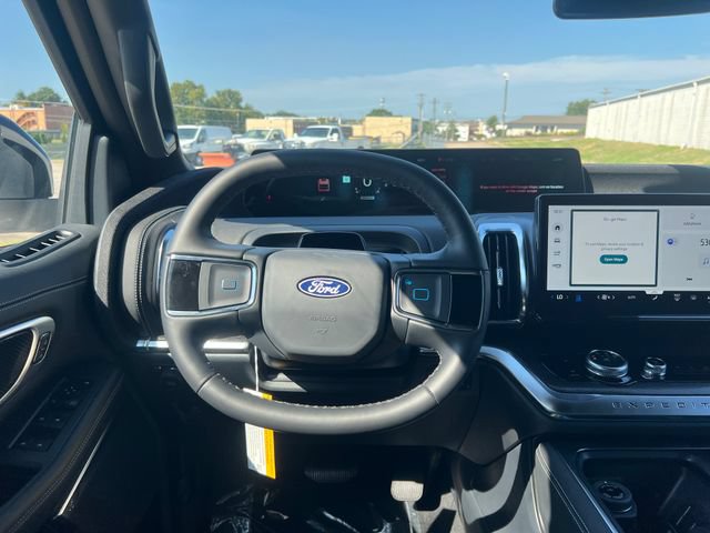 New 2027 Ford Expedition Platinum w/ Stealth Performance Package AWD/4WD image 16