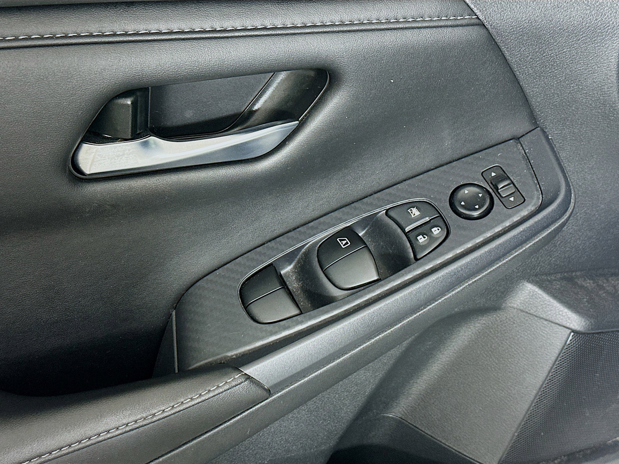 Used 2023 Nissan Sentra SV w/ All-Weather Package image 15