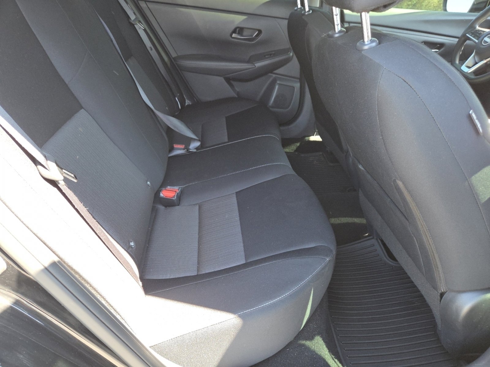 Used 2025 Nissan Sentra SV w/ Trunk Package image 22