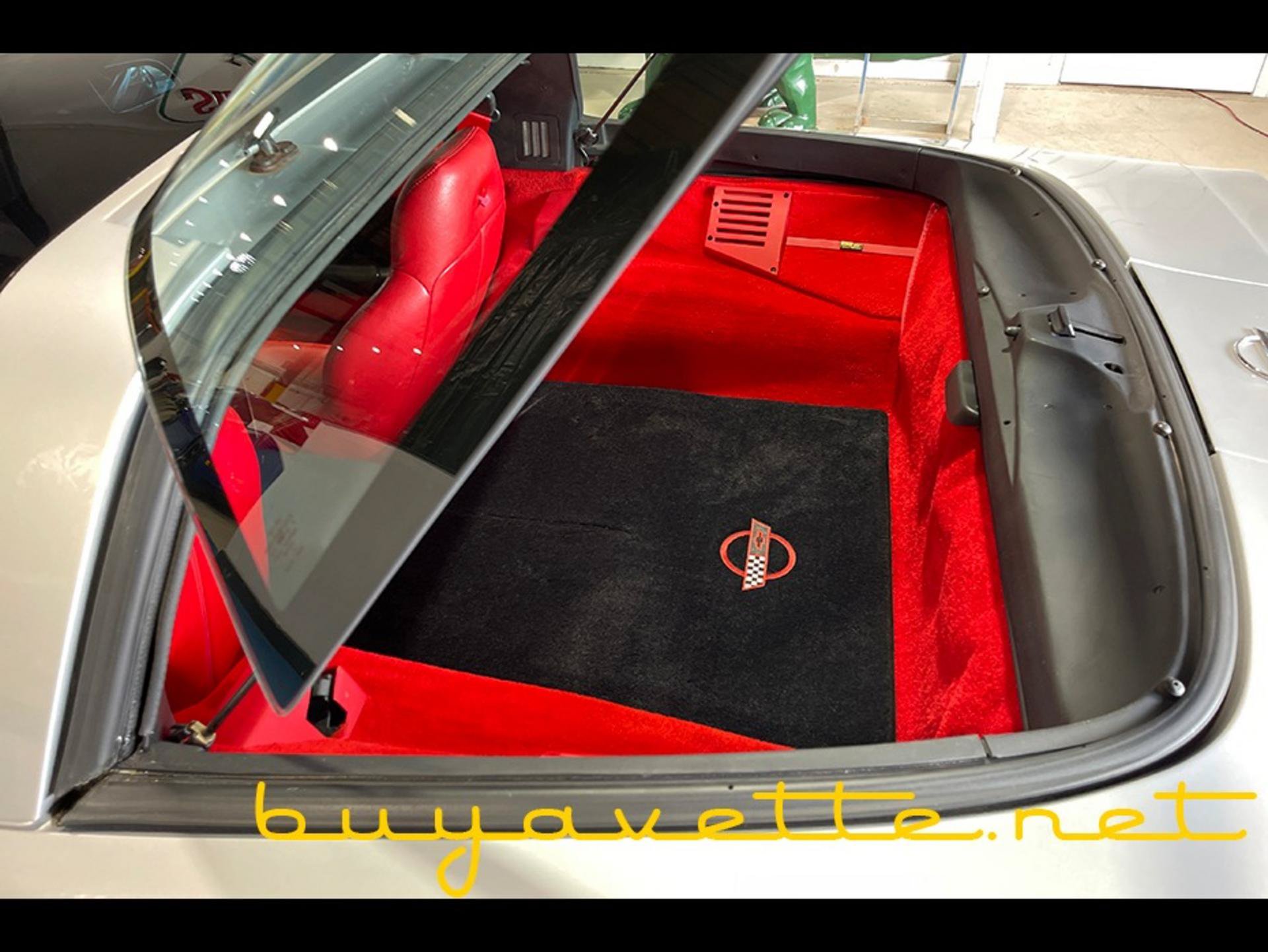 Used 1996 Chevrolet Corvette Coupe RWD image 24