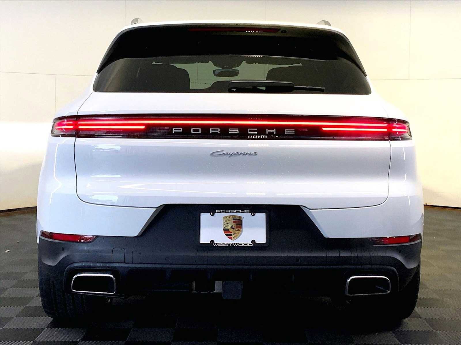 New 2026 Porsche Cayenne image 6