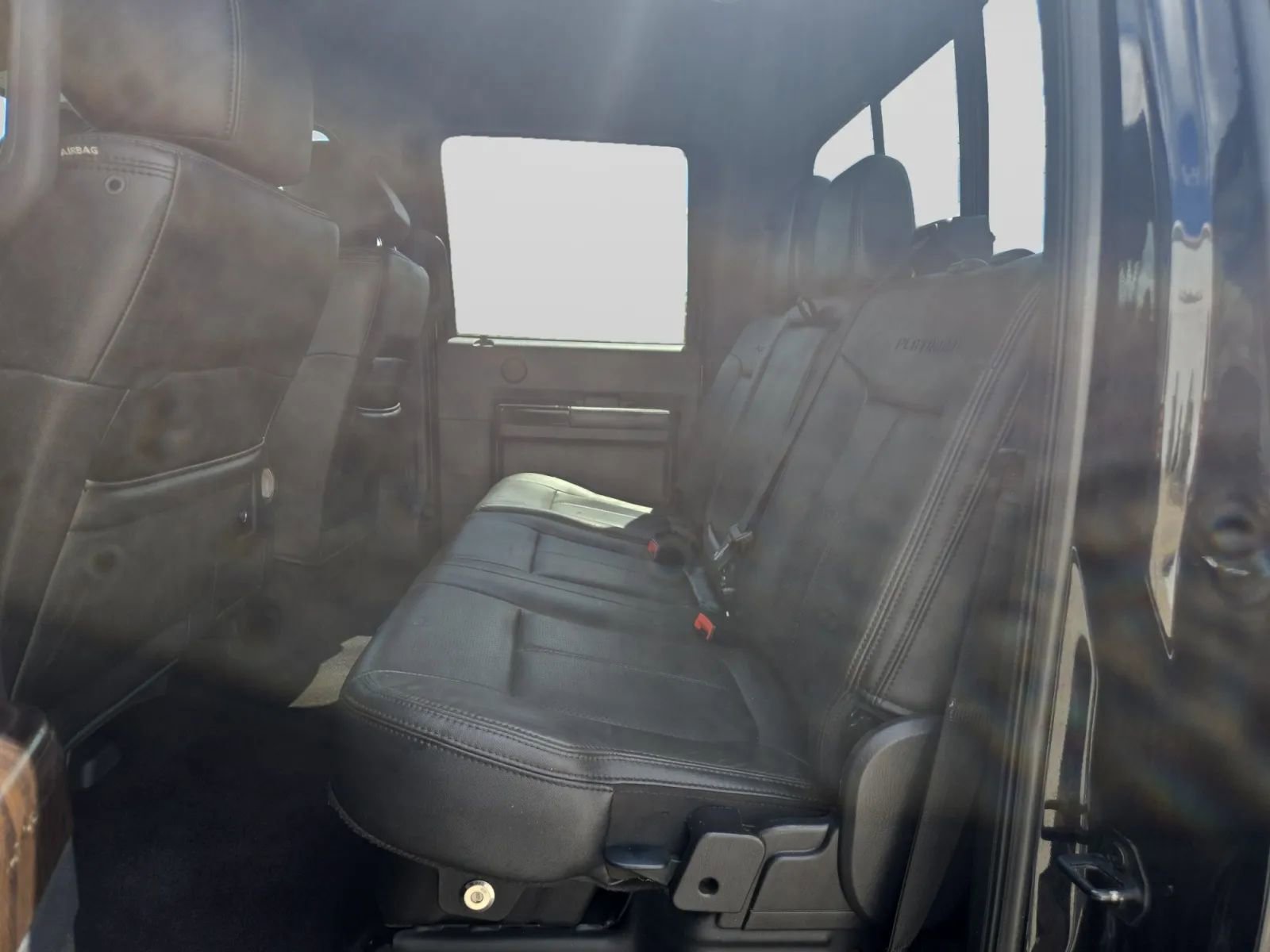 Used 2016 Ford F250 Platinum w/ FX4 Off-Road Package AWD/4WD image 27