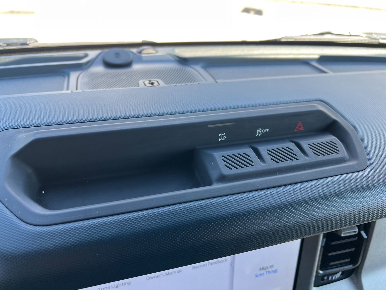 Used 2024 Ford Bronco Outer Banks image 37