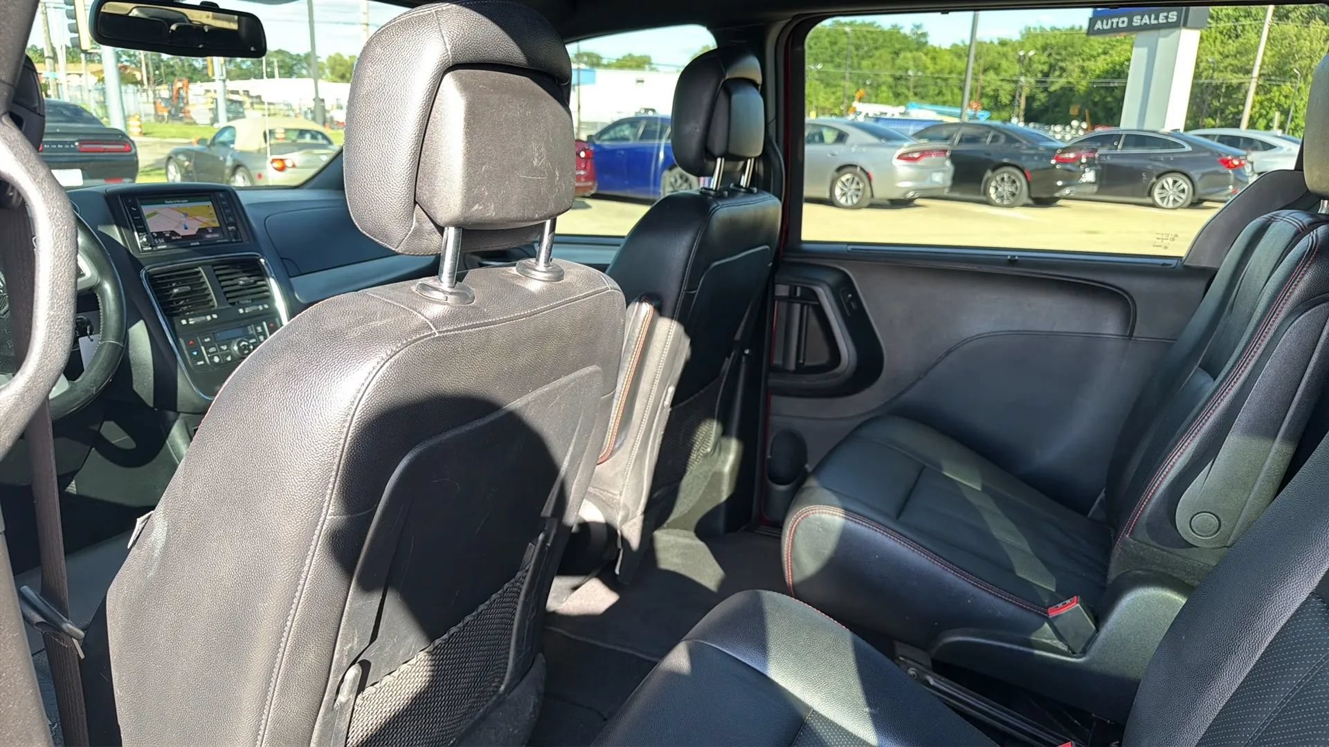 Used 2020 Dodge Grand Caravan GT FWD image 47