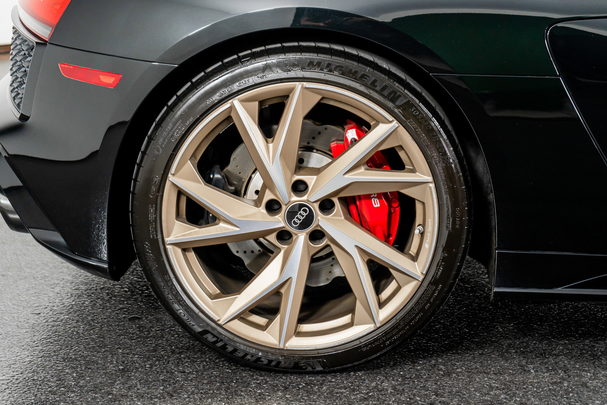 Used 2023 Audi R8 V10 performance image 12