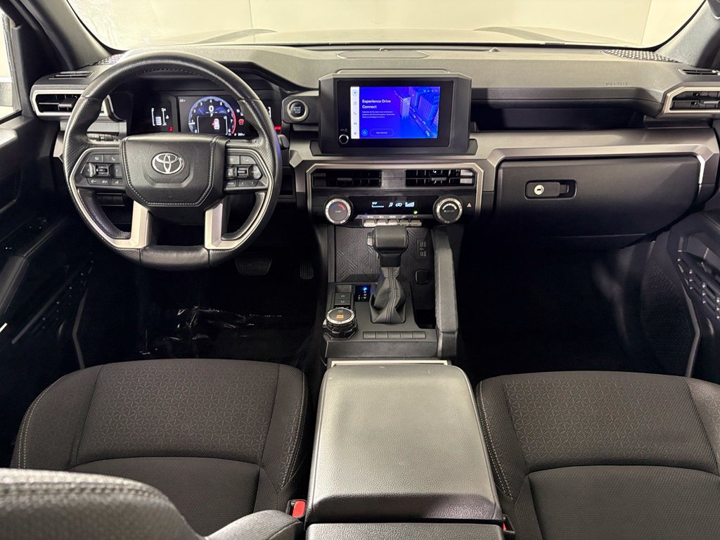 Used 2025 Toyota 4Runner SR5 AWD/4WD image 37
