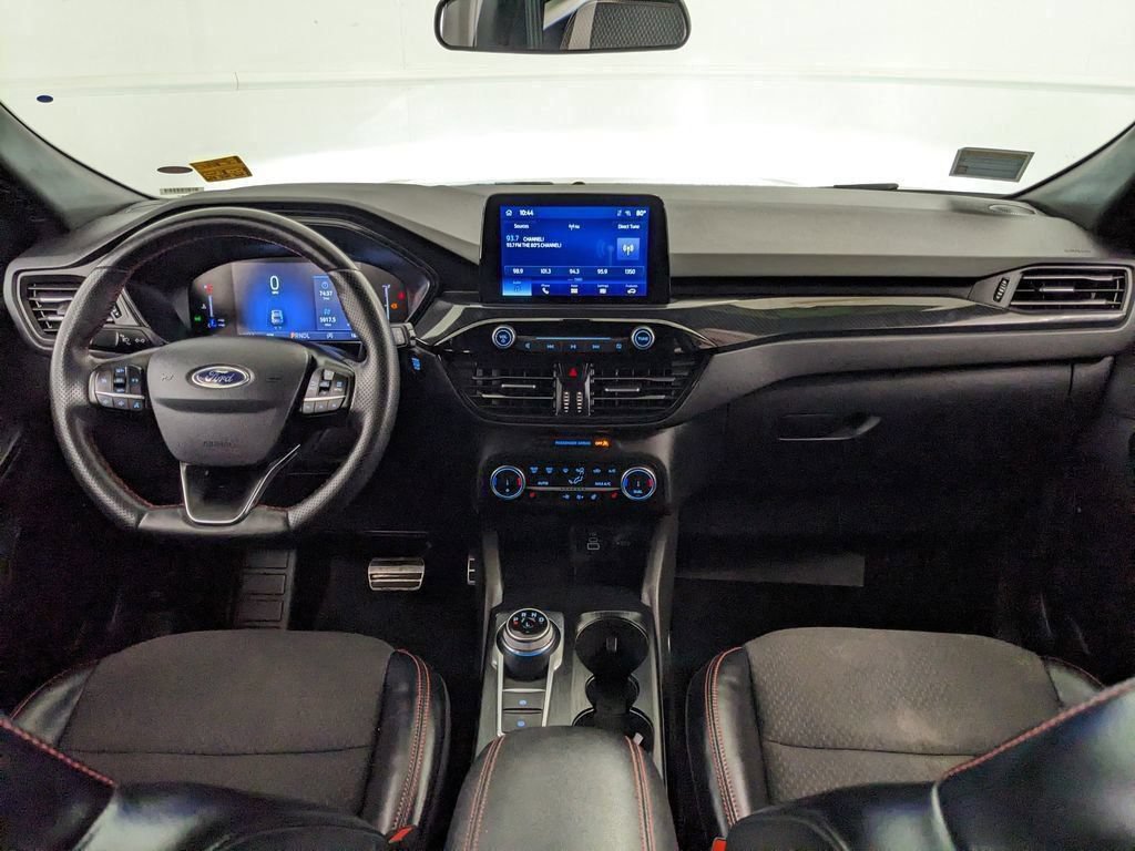 Certified 2024 Ford Escape ST-Line AWD/4WD image 6
