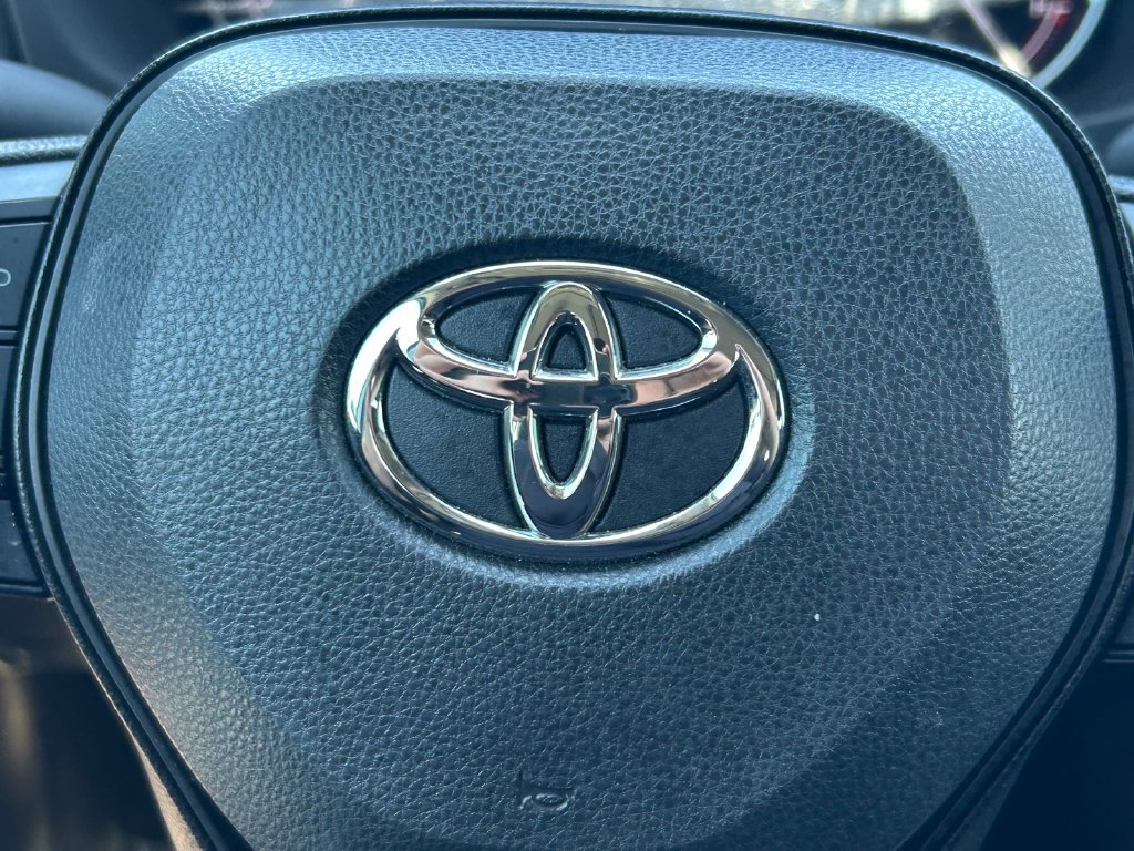 Certified 2025 Toyota RAV4 XLE w/ Convenience Package FWD image 36