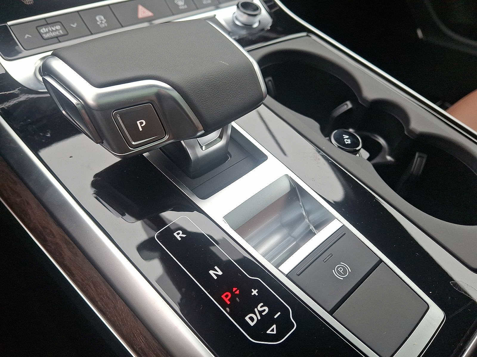 New 2026 Audi Q7 2.0T Premium image 14