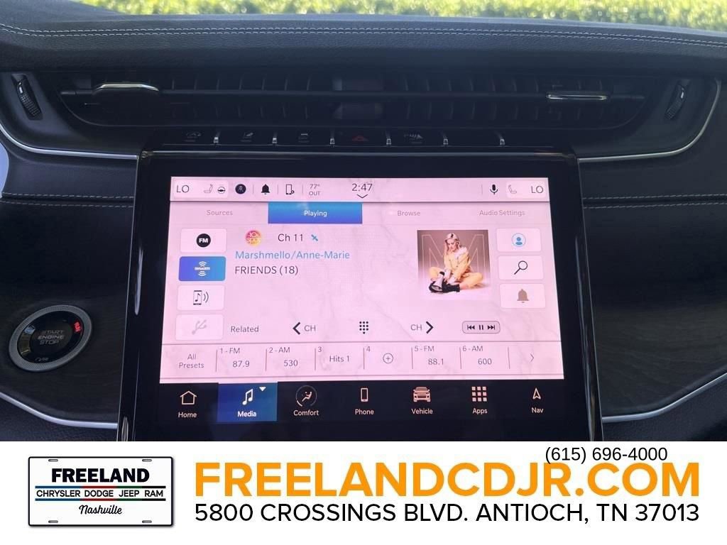 New 2025 Jeep Grand Cherokee Limited w/ Luxury Tech Group II AWD/4WD image 25