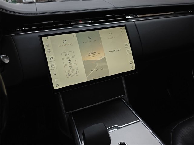 Used 2024 Land Rover Range Rover Long Wheelbase Autobiography image 21