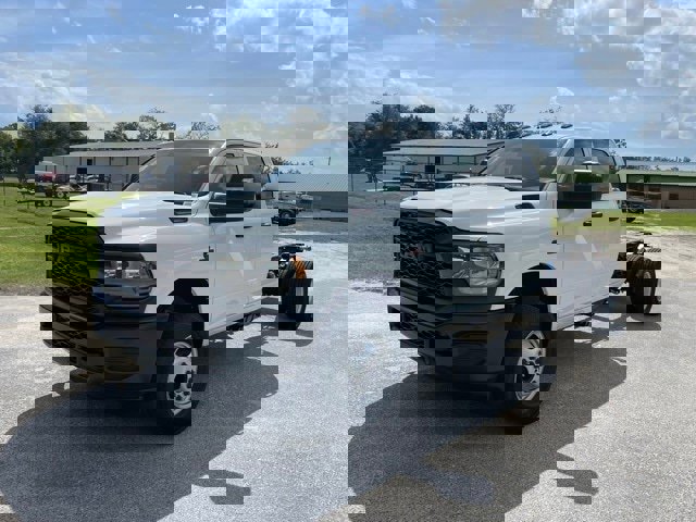 New 2024 RAM 3500 Tradesman w/ Max Tow Package