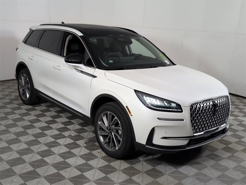 New 2026 Lincoln Corsair Premiere image 2