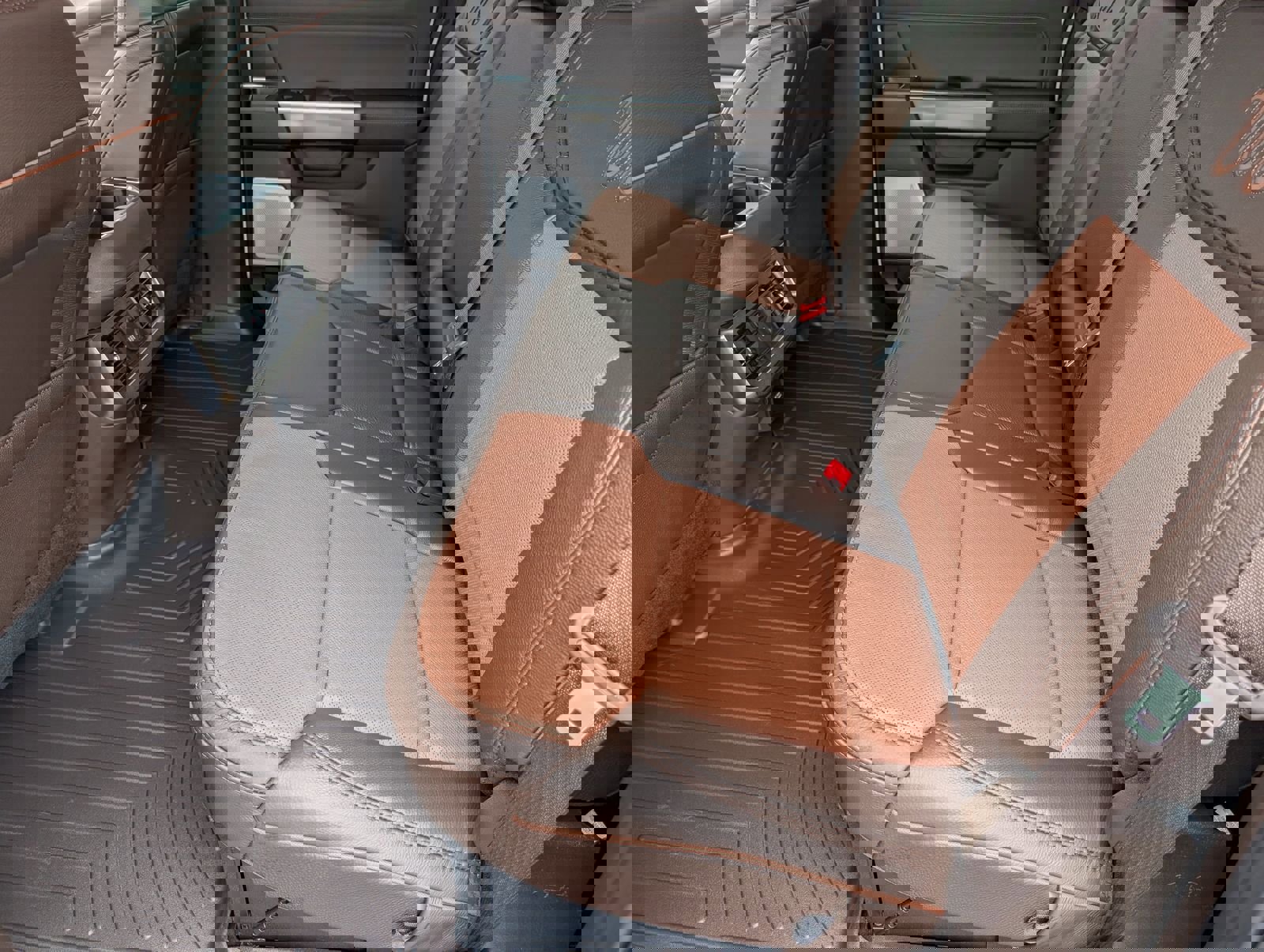 New 2026 Ford F250 King Ranch w/ Chrome Package image 28