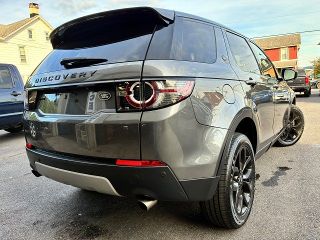 Used 2015 Land Rover Discovery Sport HSE AWD/4WD image 6