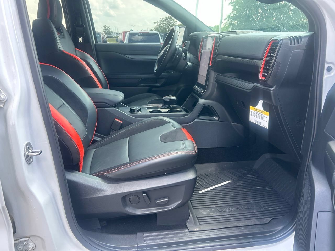 Used 2024 Ford Ranger Raptor AWD/4WD image 18